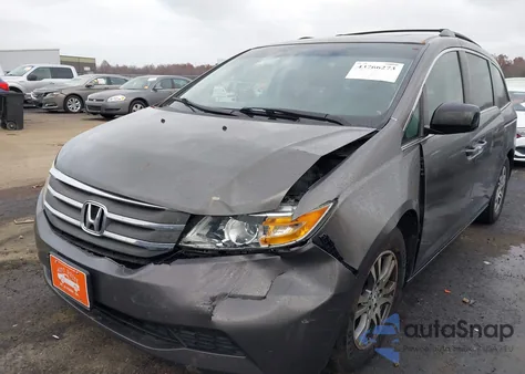 2013 Honda Odyssey Ex-L z USA, uszkodzony, nr VIN 5FNRL5H68DB026440